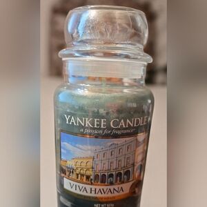 🆕️Yankee Candle Green Glass Jar Candle